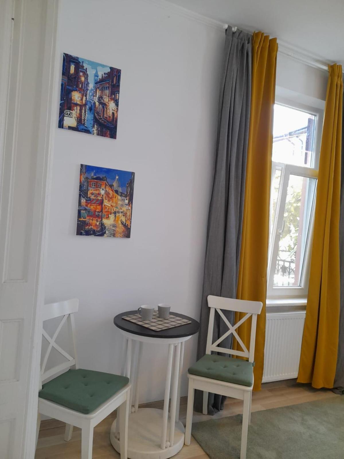Apartament Casa Liveni Bucureşti