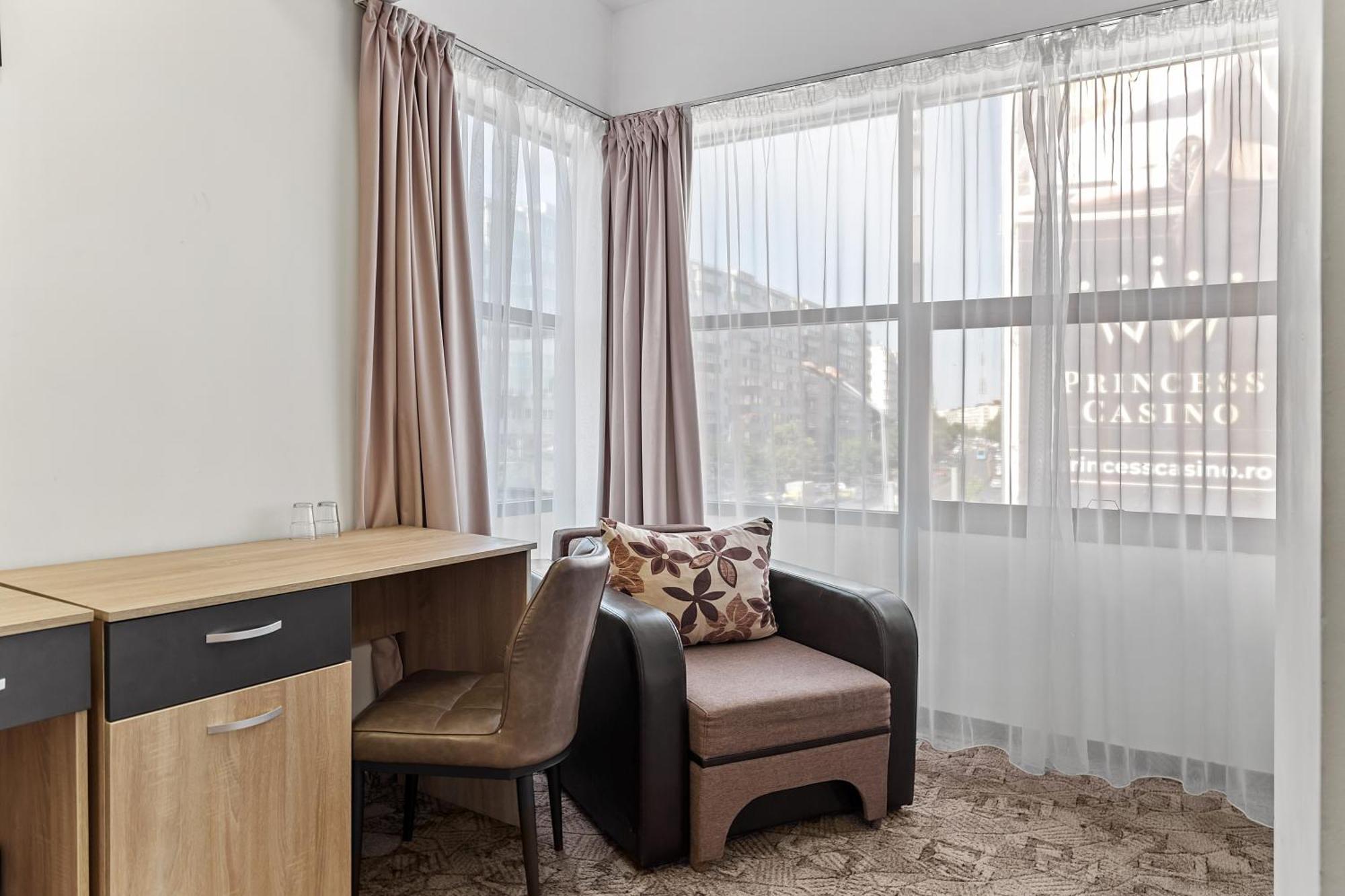 Hotel Lina Bucharest