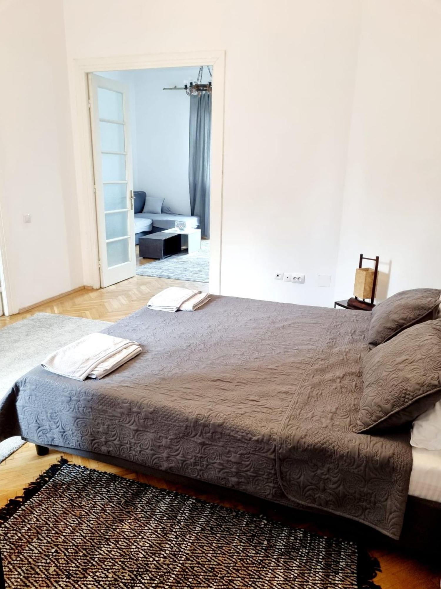 Apartment Cozy Near Center