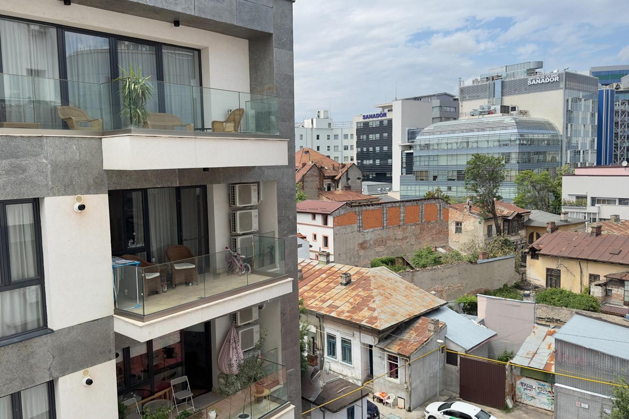 Apartment Victoriei - The Historical Part