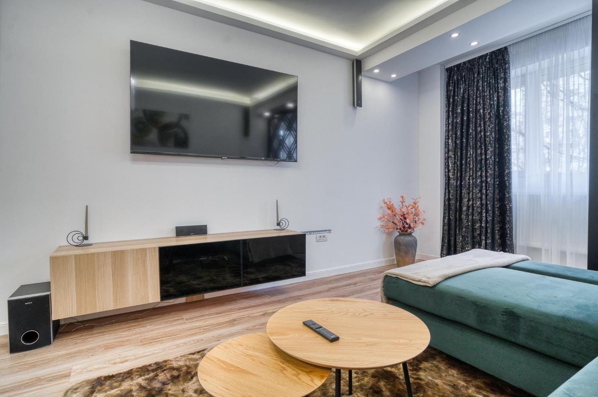 Chic Retreat: Newly Renovated 1br *