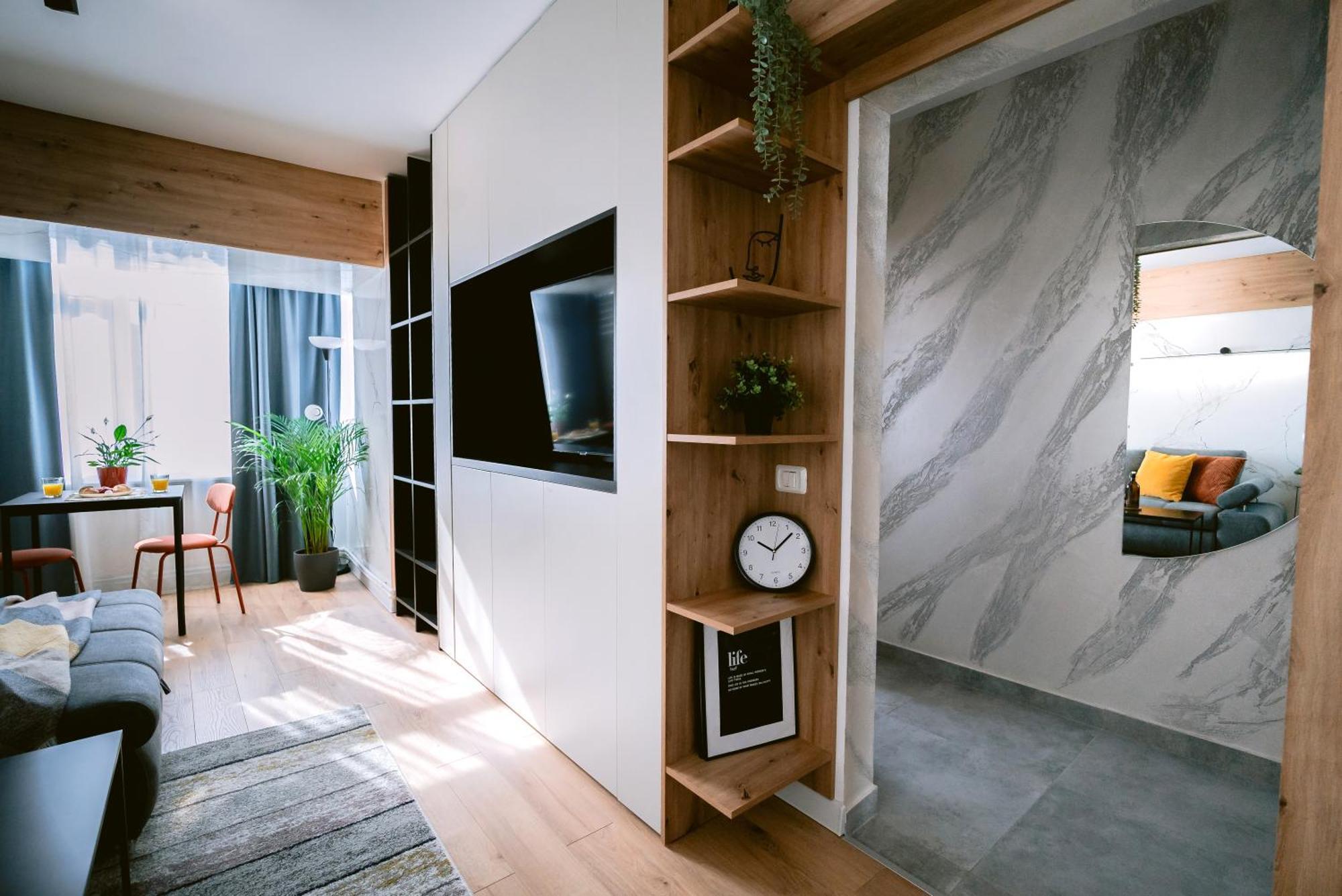 Lucky 26 - Cismigiu Sunny Haven Apartment *