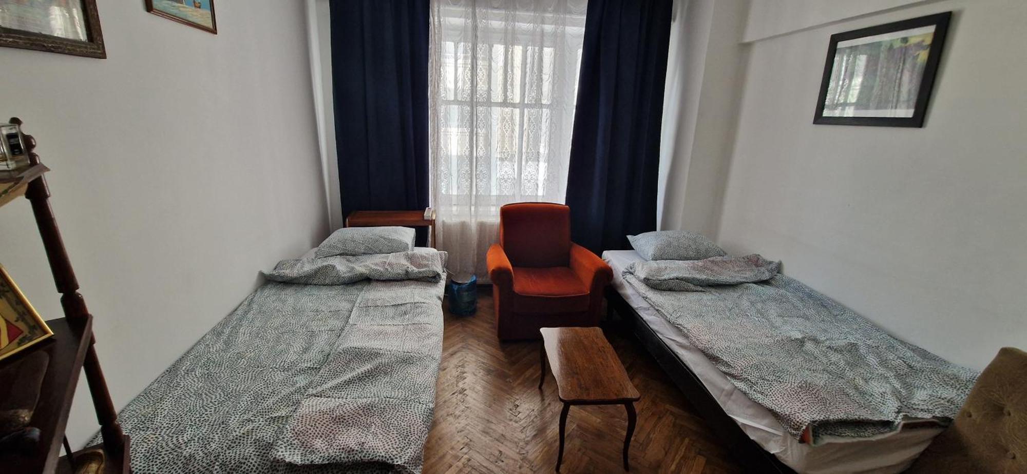 Domum - The Comunist Apartamento