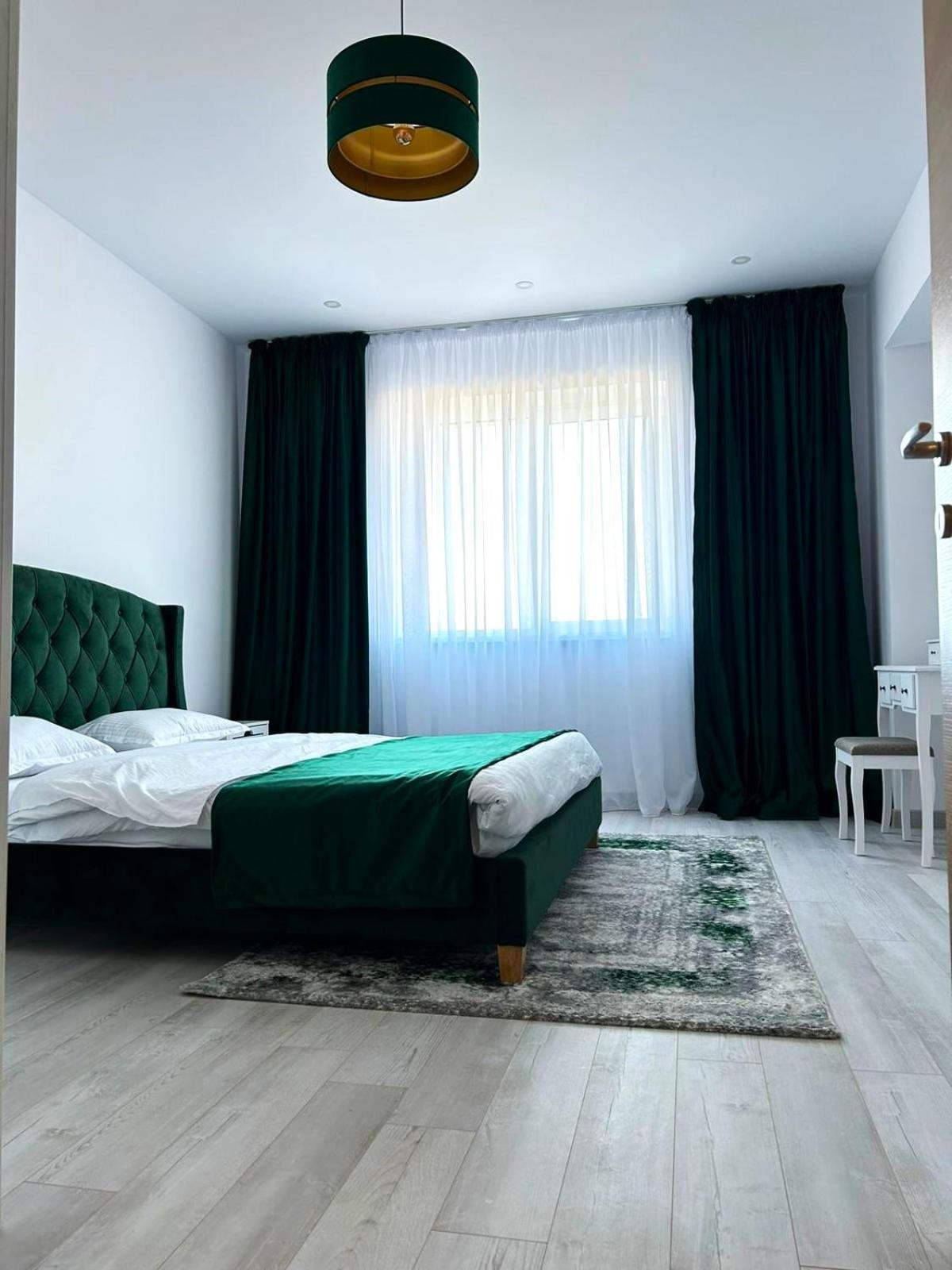 Yamaluxe - Modern & Spacious With Beautifull View Bucharest