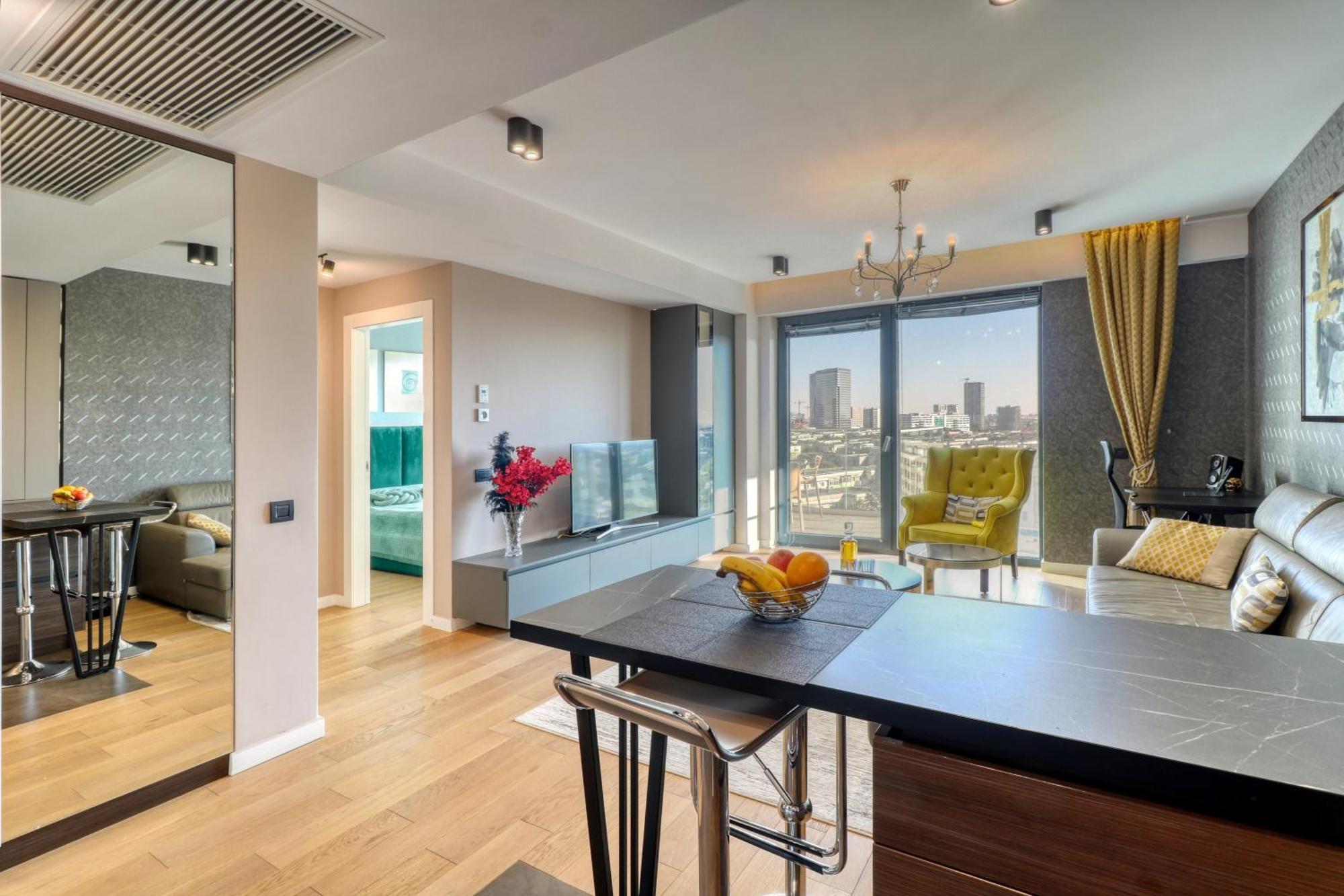 Prestige Views: Luxury Retreat *