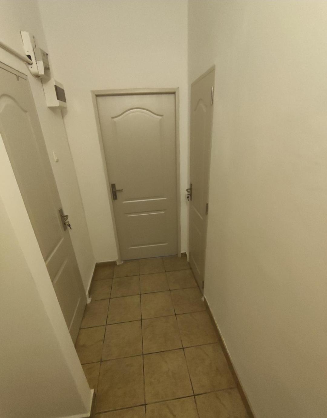 Christie's 3 To Apartamento