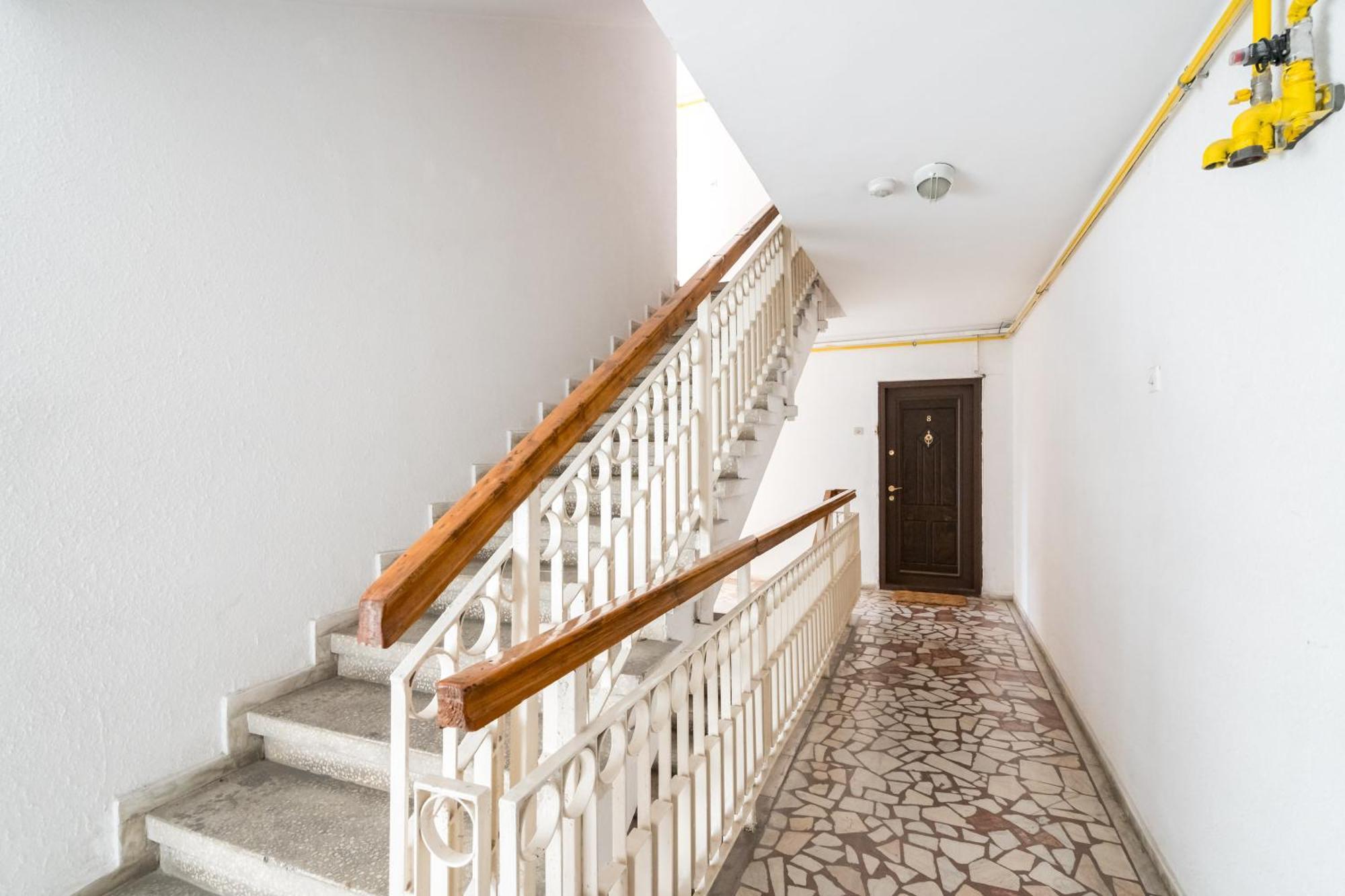 Next 2 Parliament - Tranquil Unirii - Airy & Comfy With Parking Apartment *