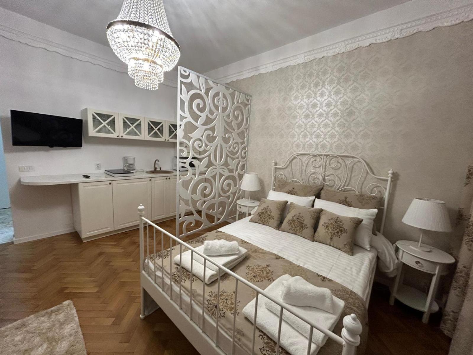 Elegant - Square Apartament Bucureşti