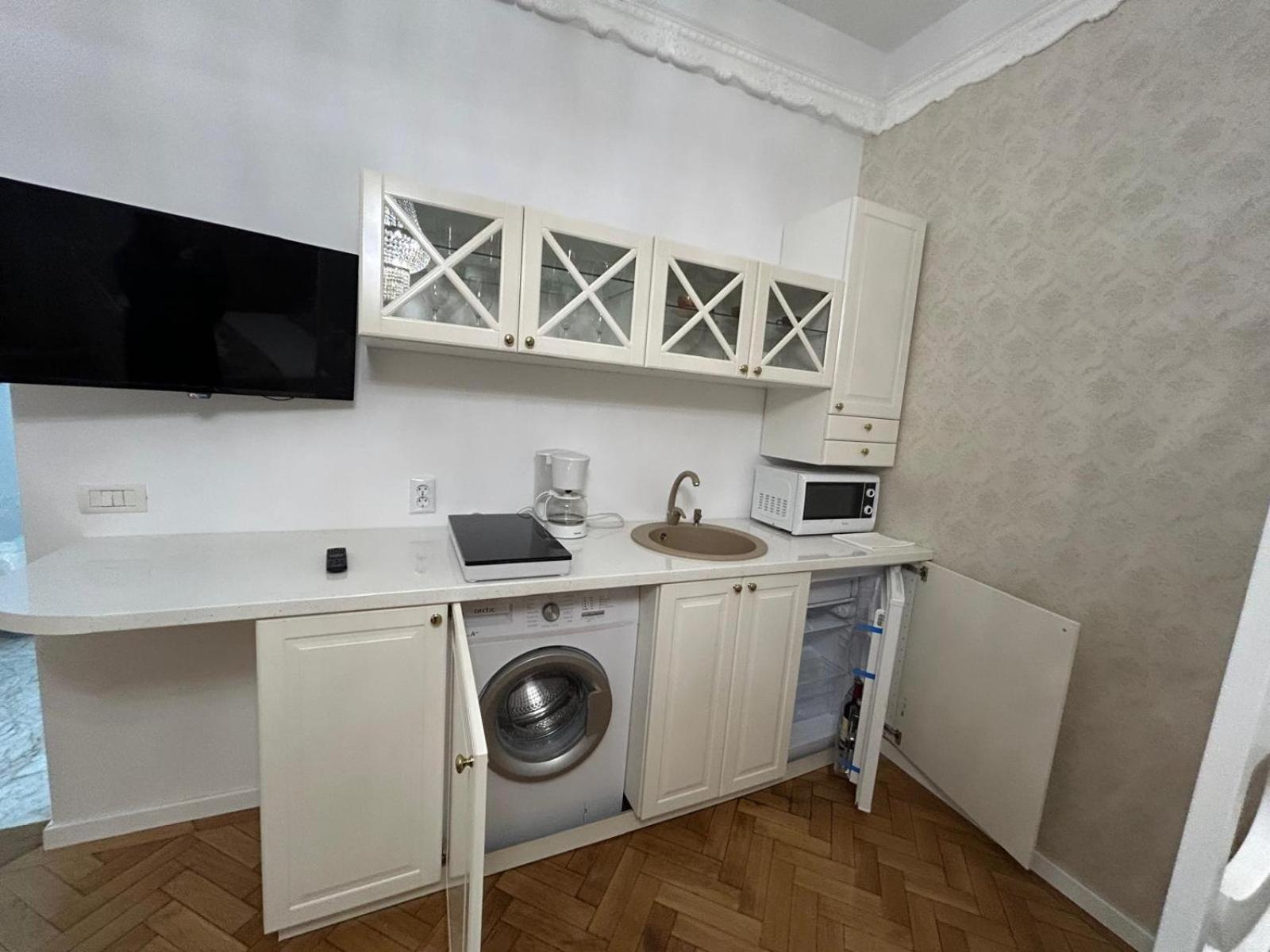 Elegant - Square Apartament