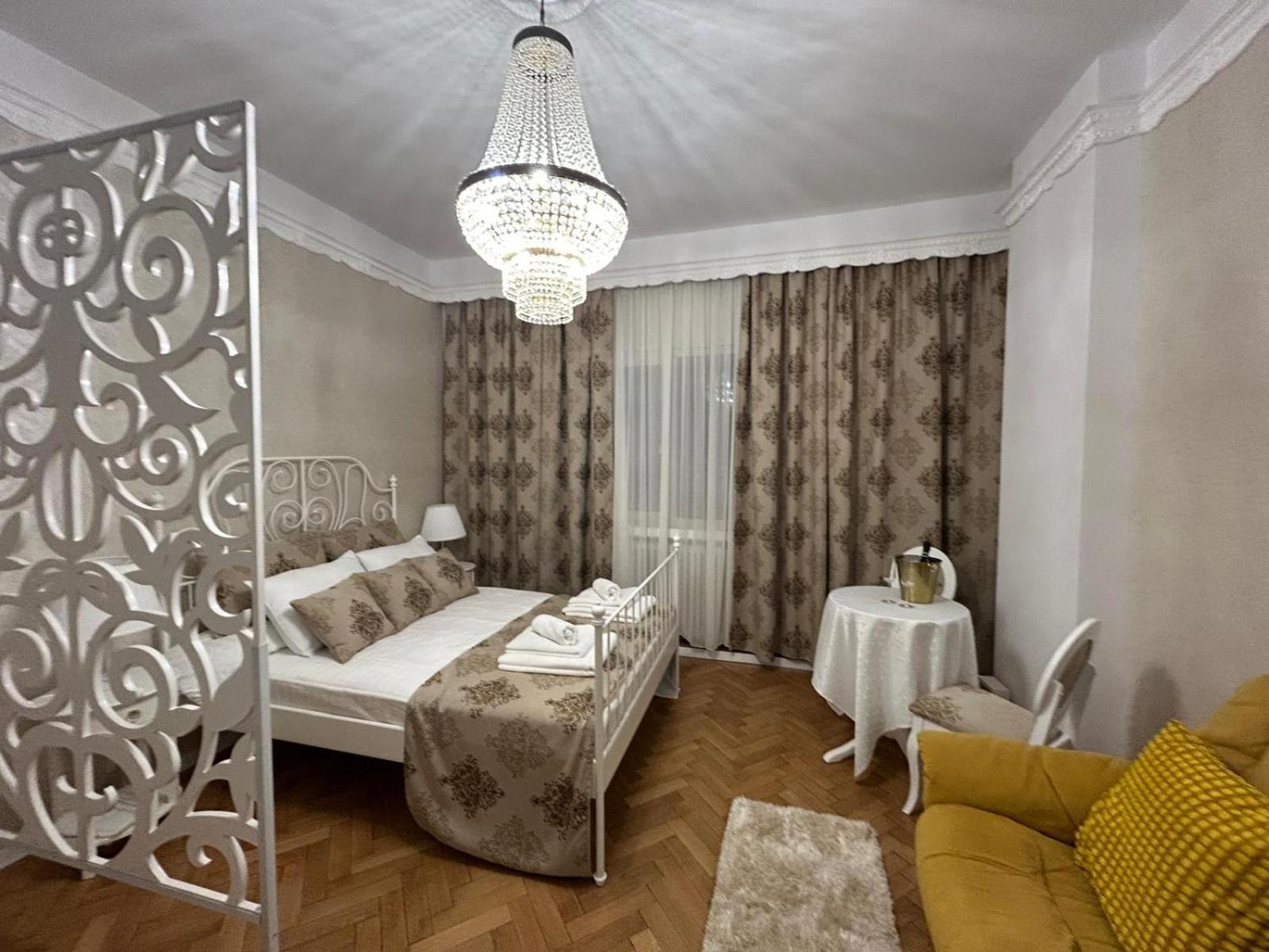 Apartament Elegant - Square *