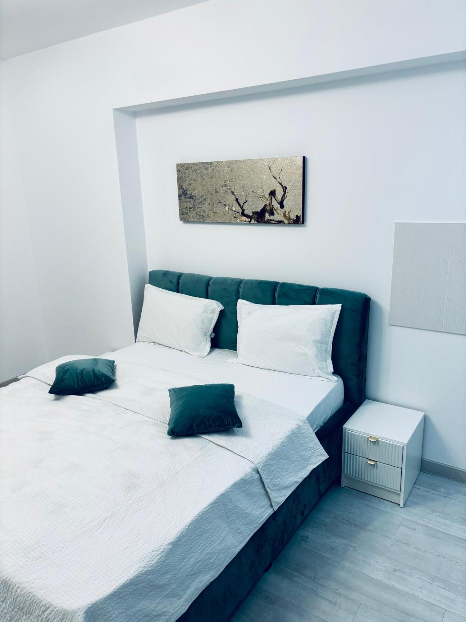 Sudului Aparthotel 3*