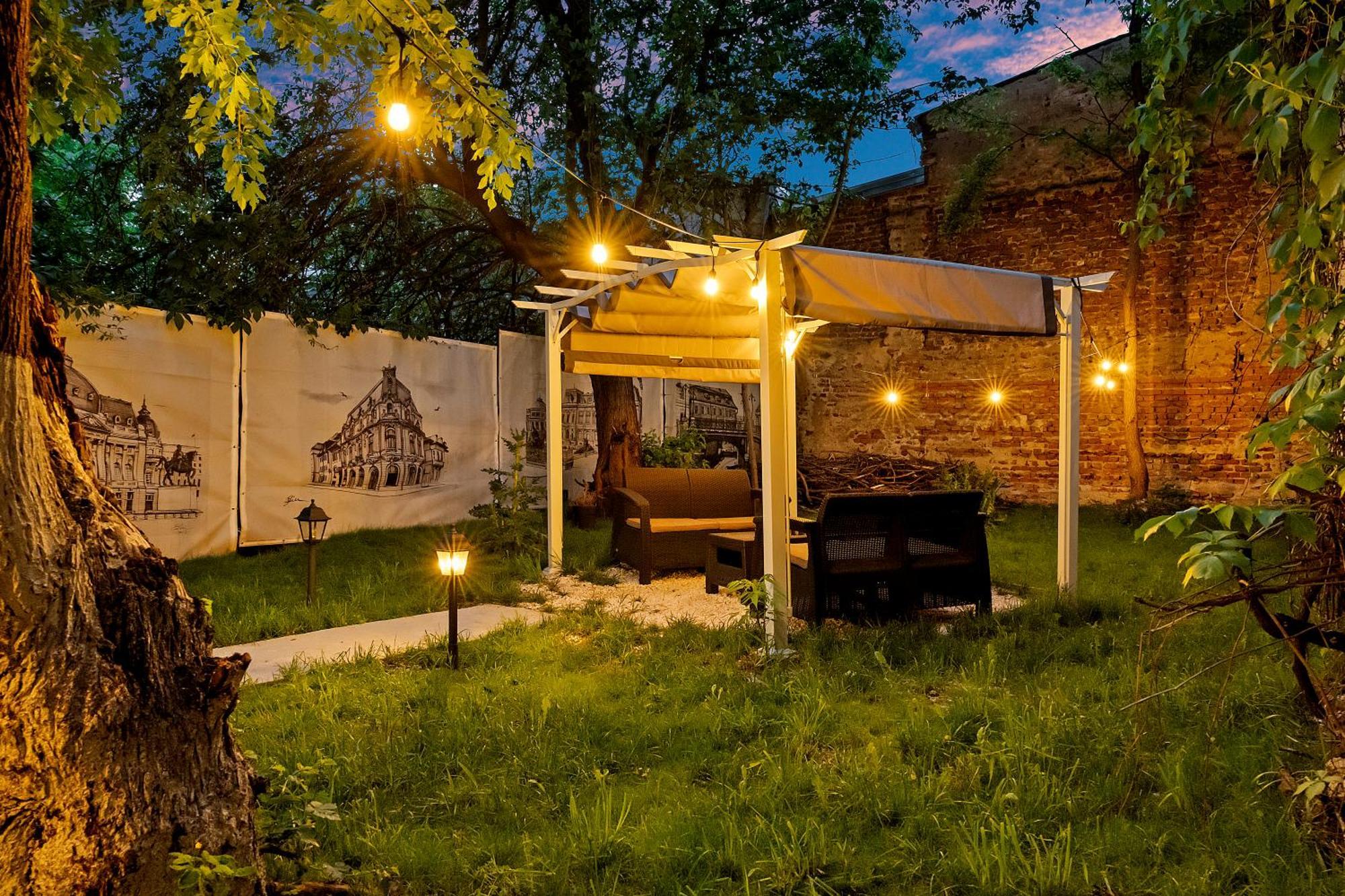 Garden High Ceilings Free Parking Pousada Bucareste