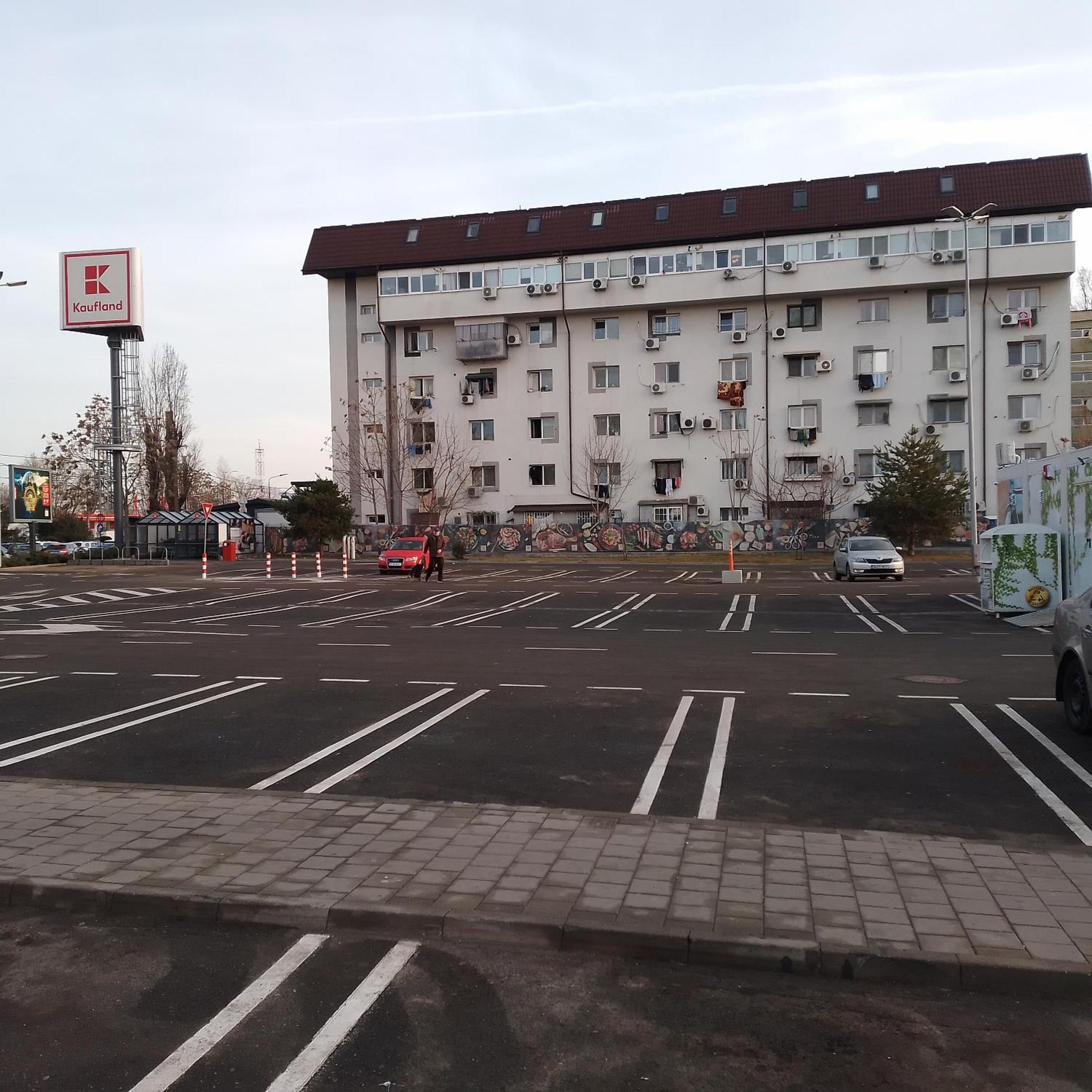 Apartment Mic Dormitor Informativ Turistic