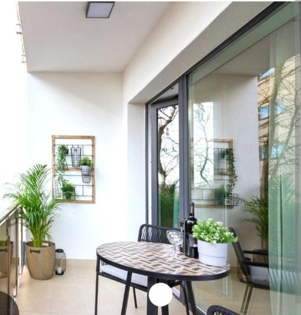 Mega Mall Monza National Arena Apartment *