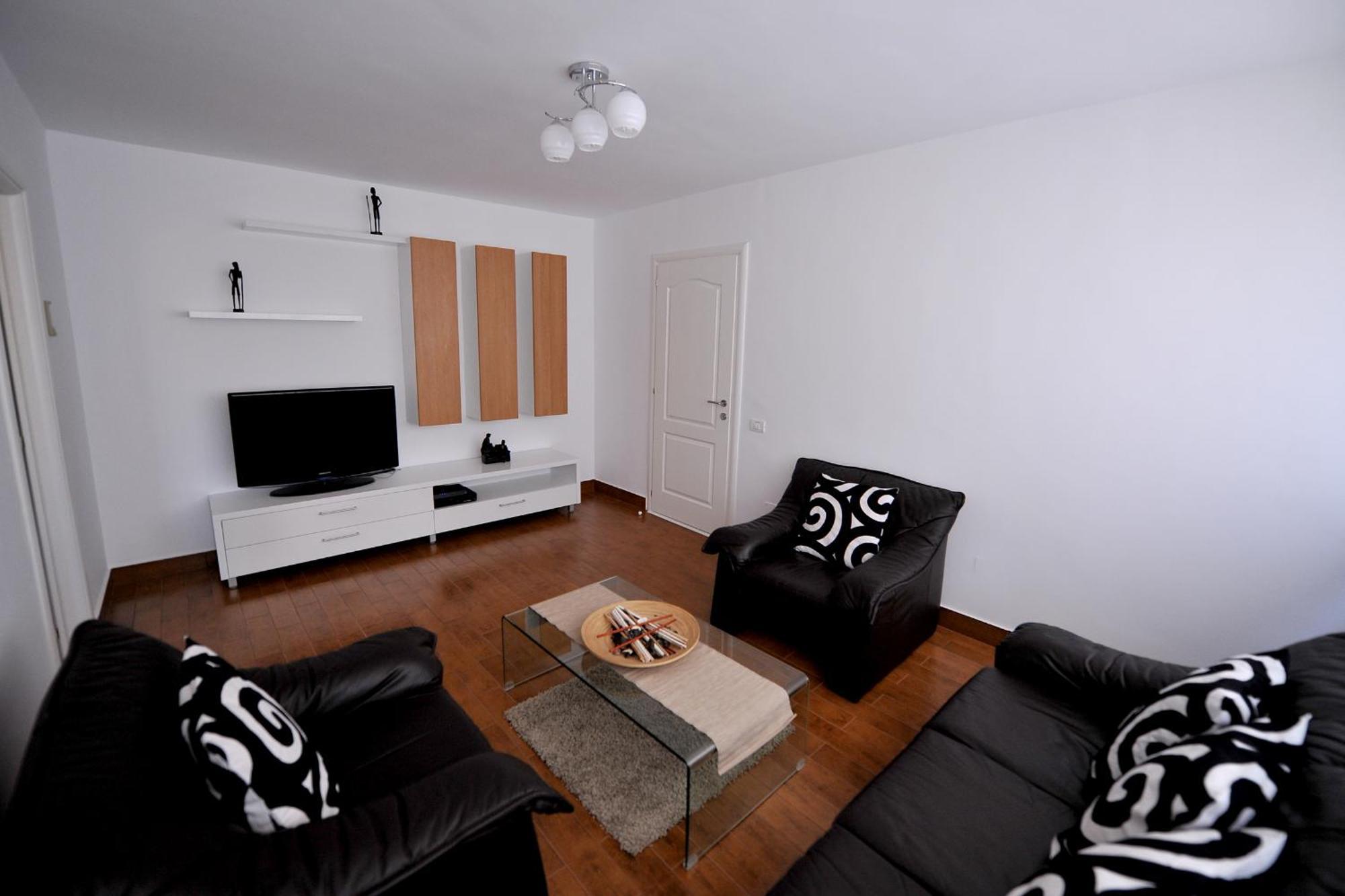 Rainbow Apartment *