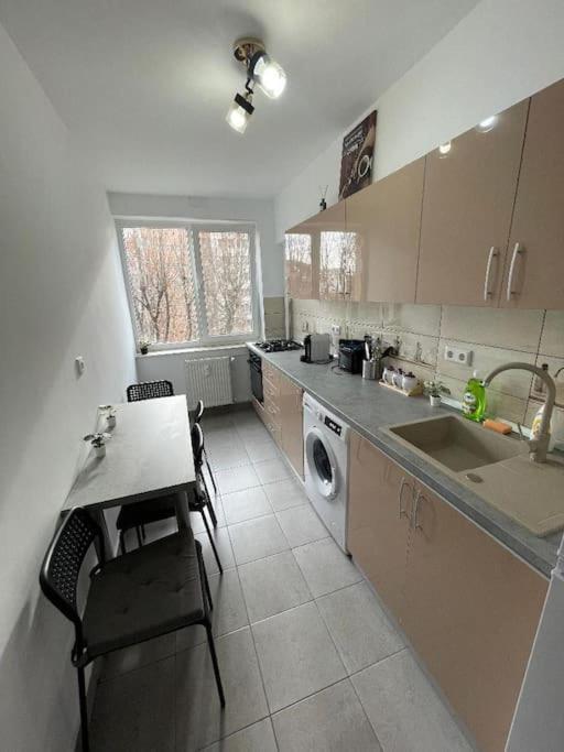 Urban 2bedroom Ultra-central Free Parking * Bucharest