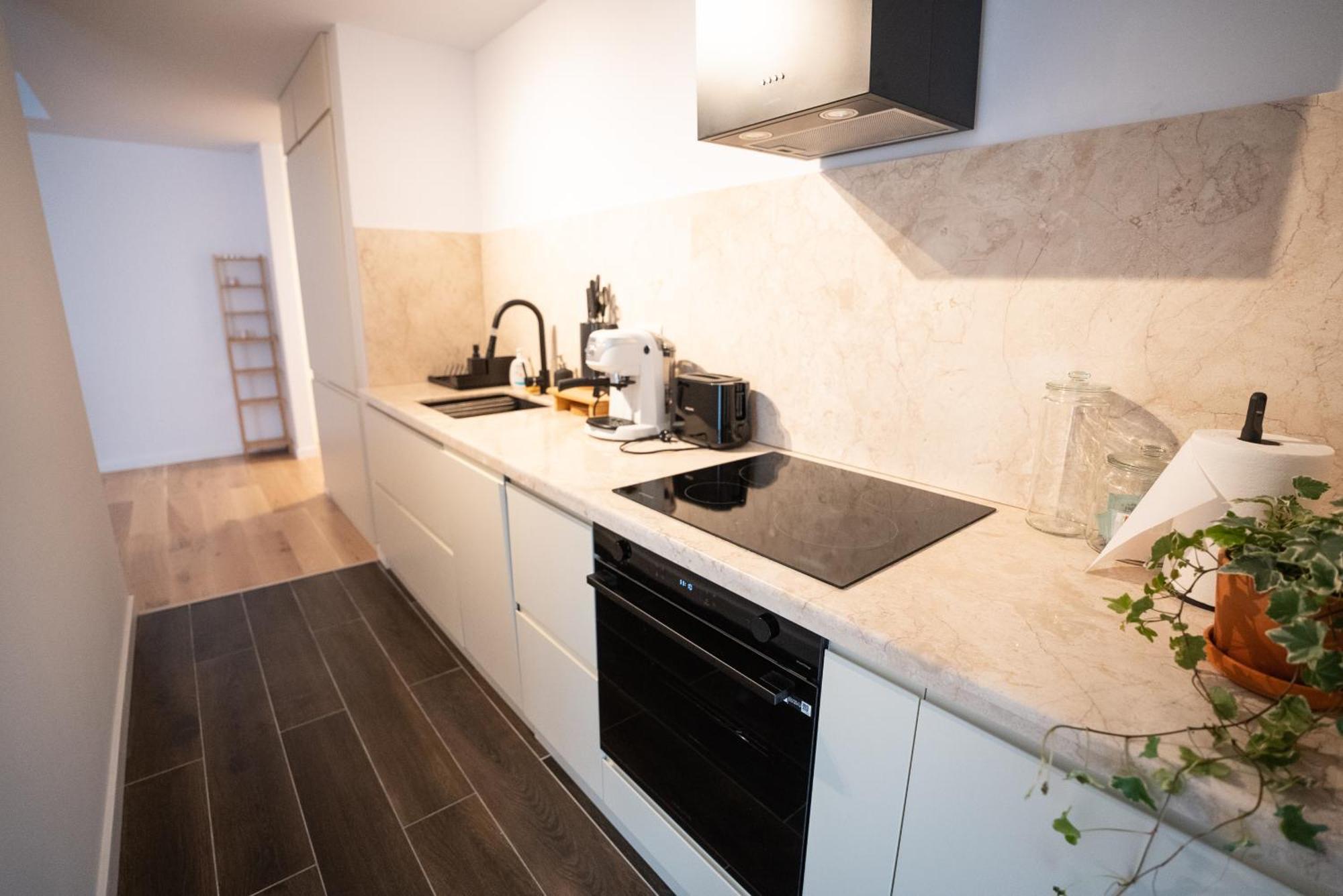 The Level Sanctuary: Free Parking & Netflix Bucharest