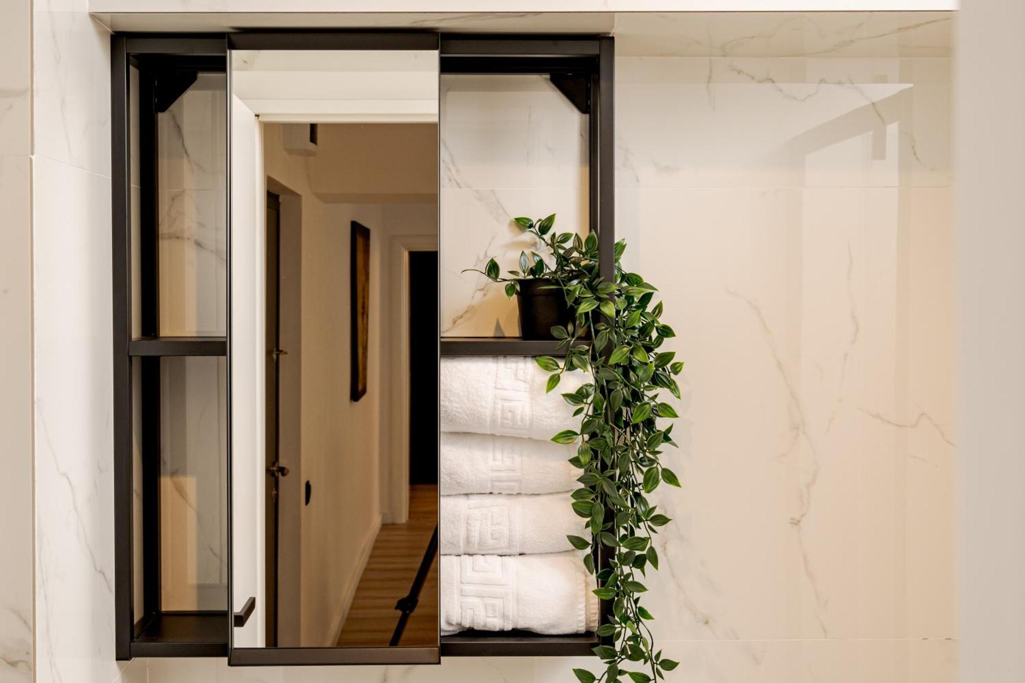 Old Town - Calea Victoriei - City Center - Jueto By Mrg Apartments * Bucareste