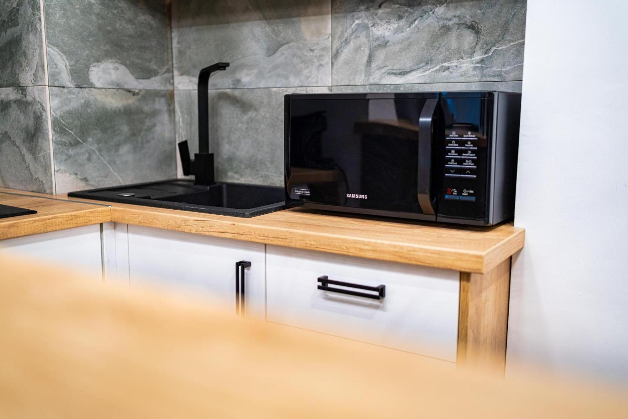 Prime Location & Cozy Comfort: Near Sala Palatului Apartamento