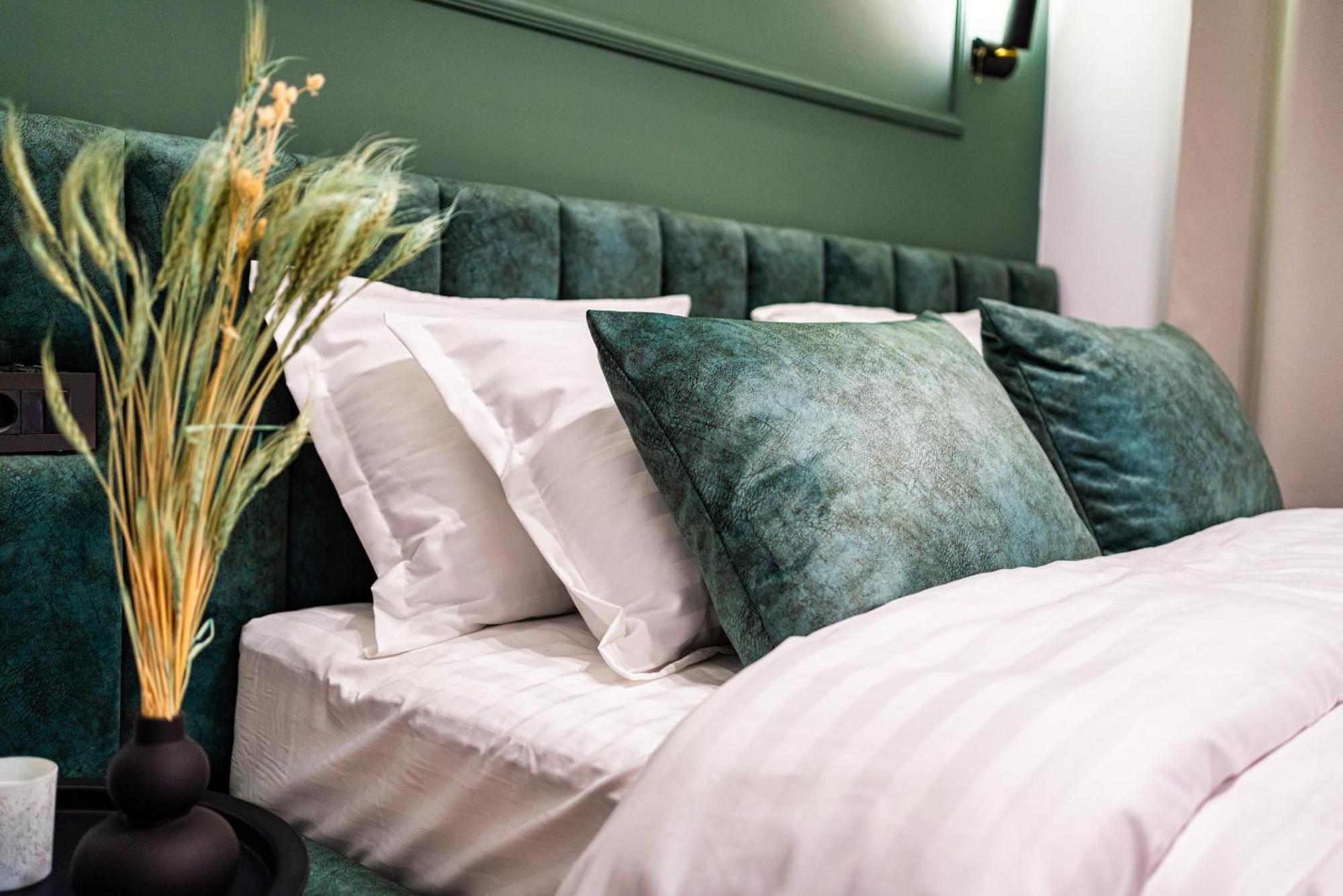 Prime Location & Cozy Comfort: Near Sala Palatului *