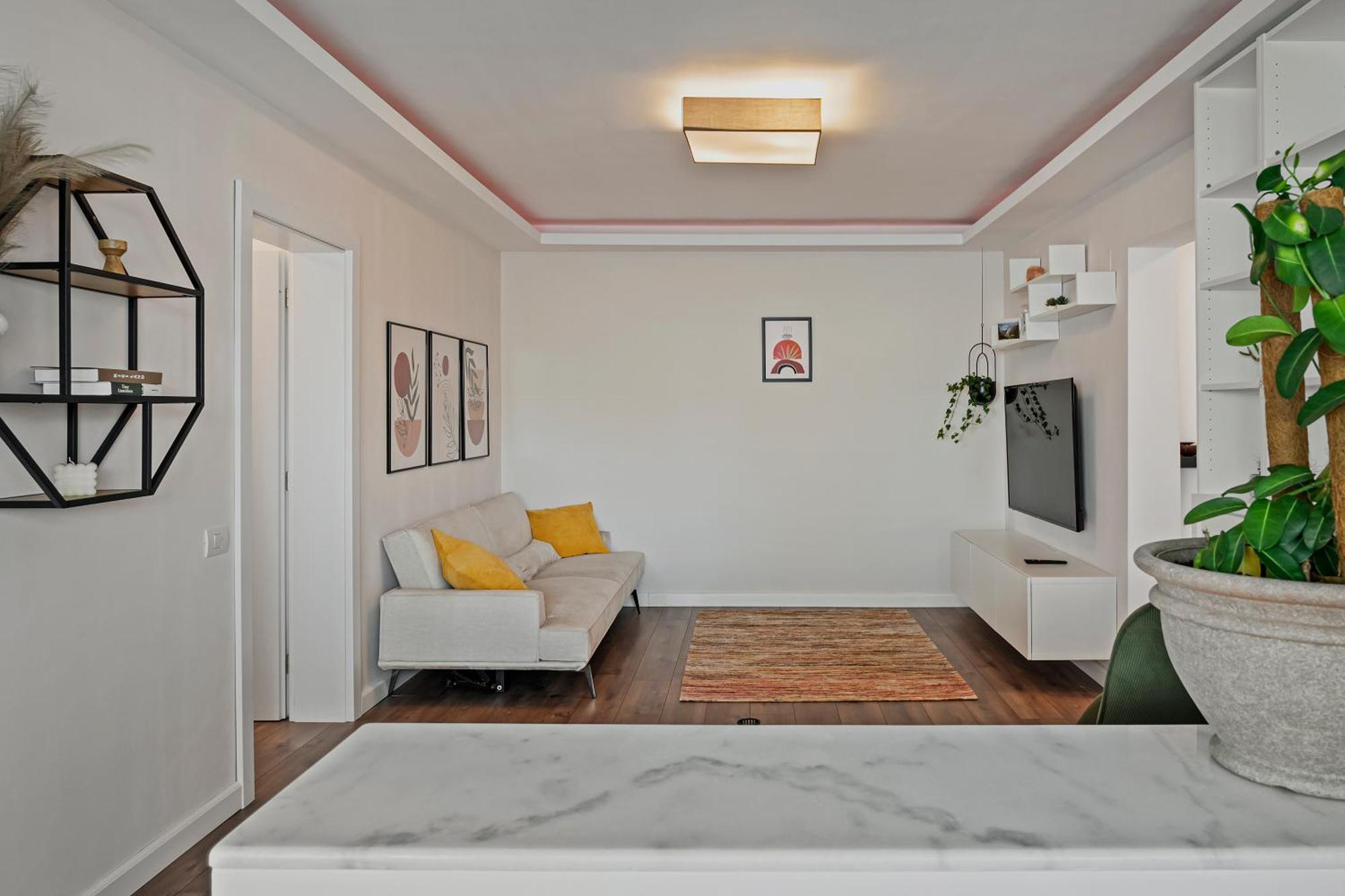 Parliament Retreat - Urban Hideaway Apartment