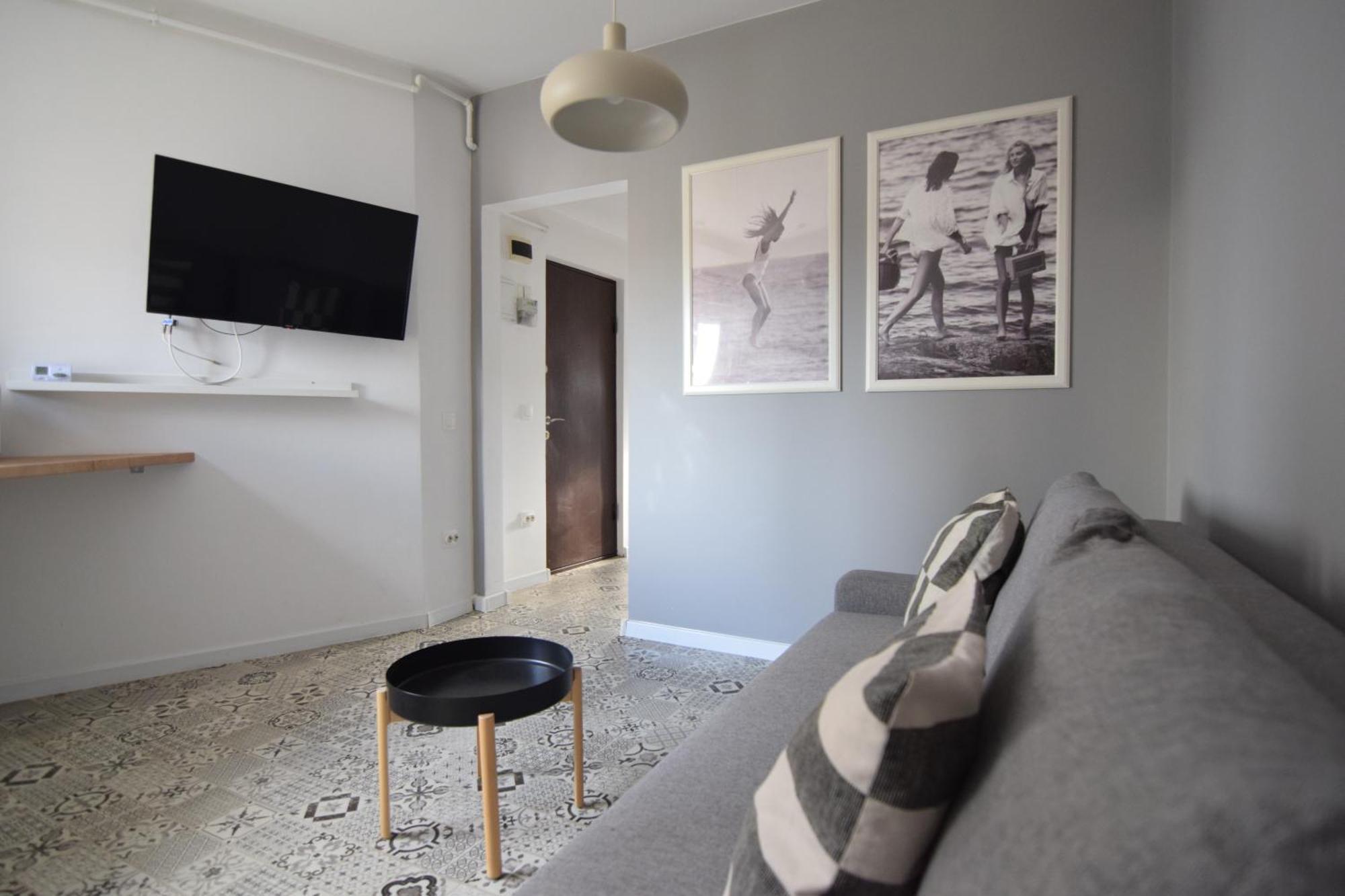 Apartment In The Old