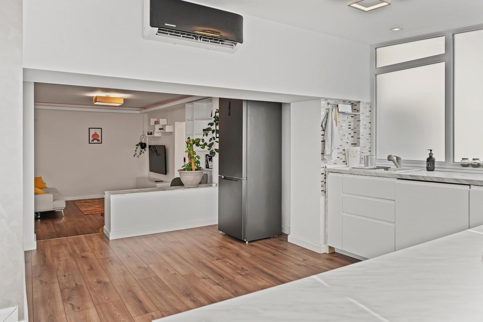 Parliament Retreat - Urban Hideaway