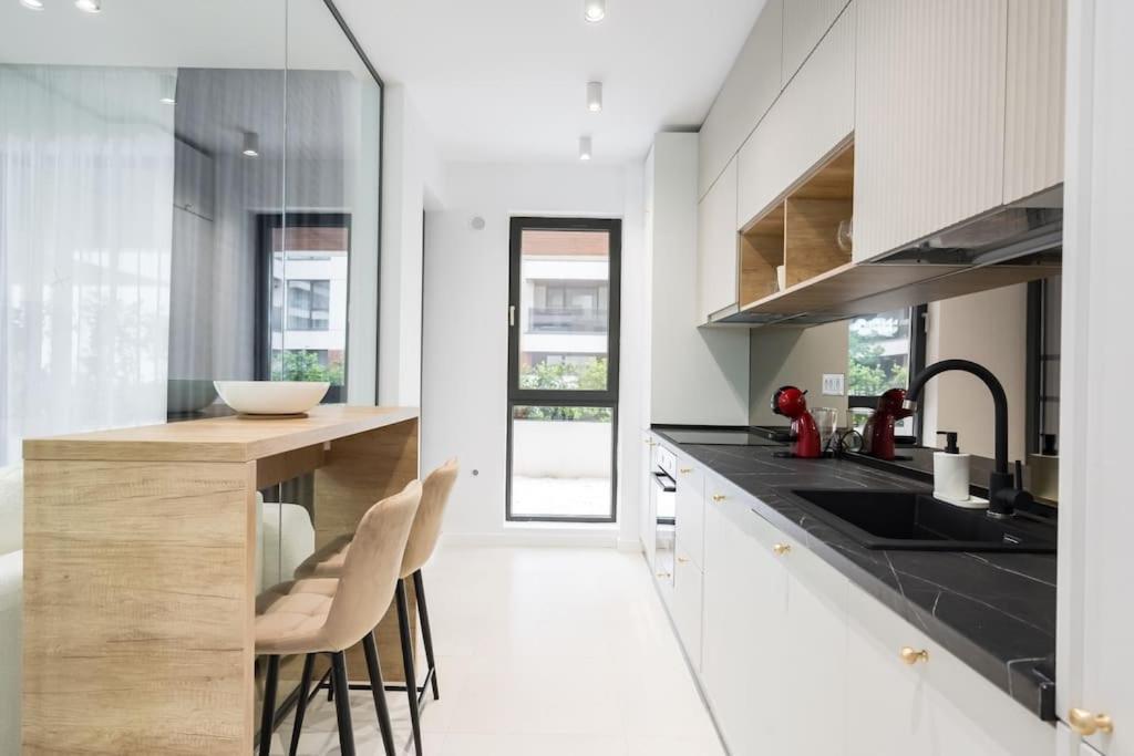 Apartment Soft Cloud 1br In Business Area *