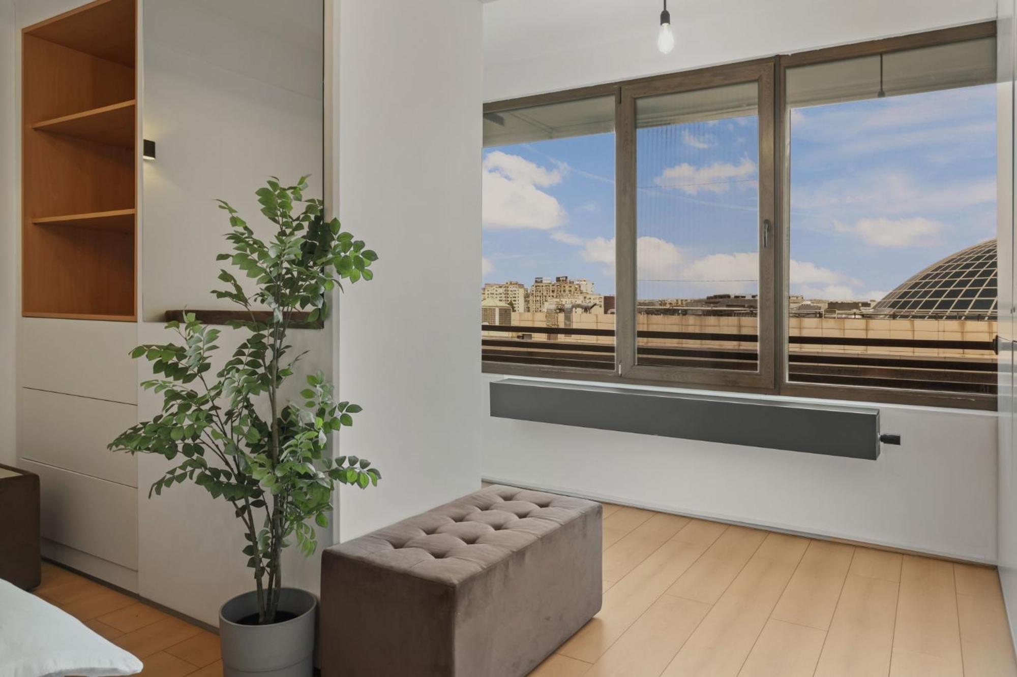 Modern With Balcony Opposite Mall Rh Living Apartament Bucureşti