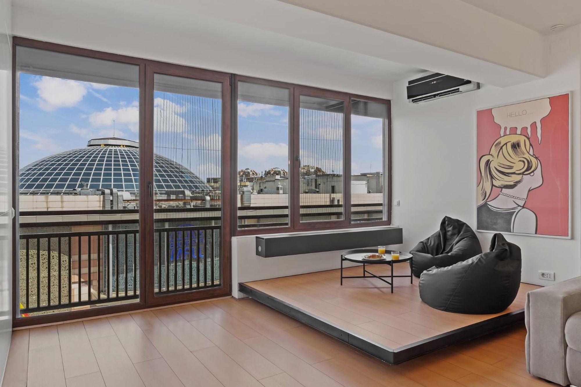Modern With Balcony Opposite Mall Rh Living Apartament