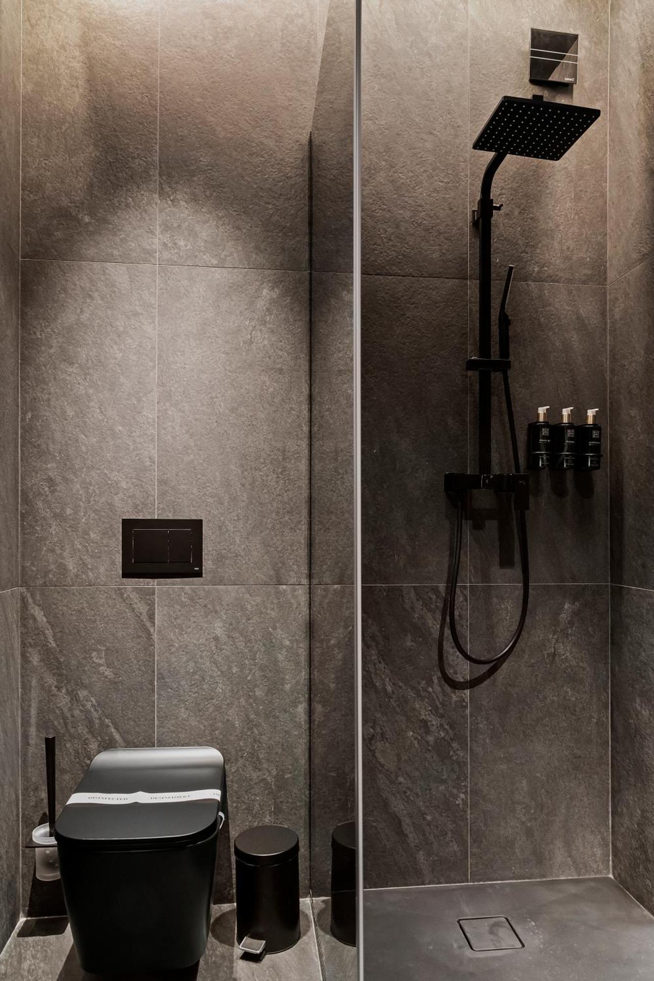 Mido Bird Luxury With Private Parking & Self Check-in * Bucareste