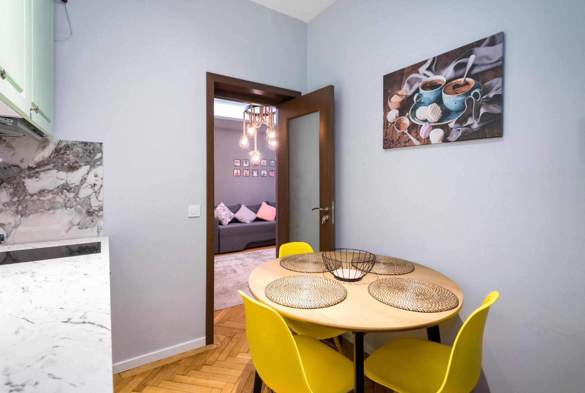Borealis Calea Victoriei View Netflix Bucharest