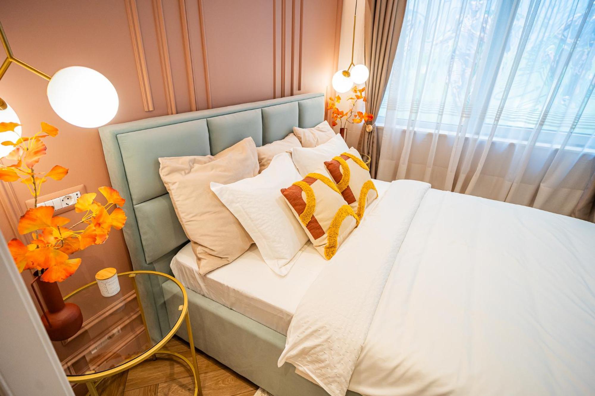 Victoriei Emerald & Pink Gems - Designer Apartamento Bucareste