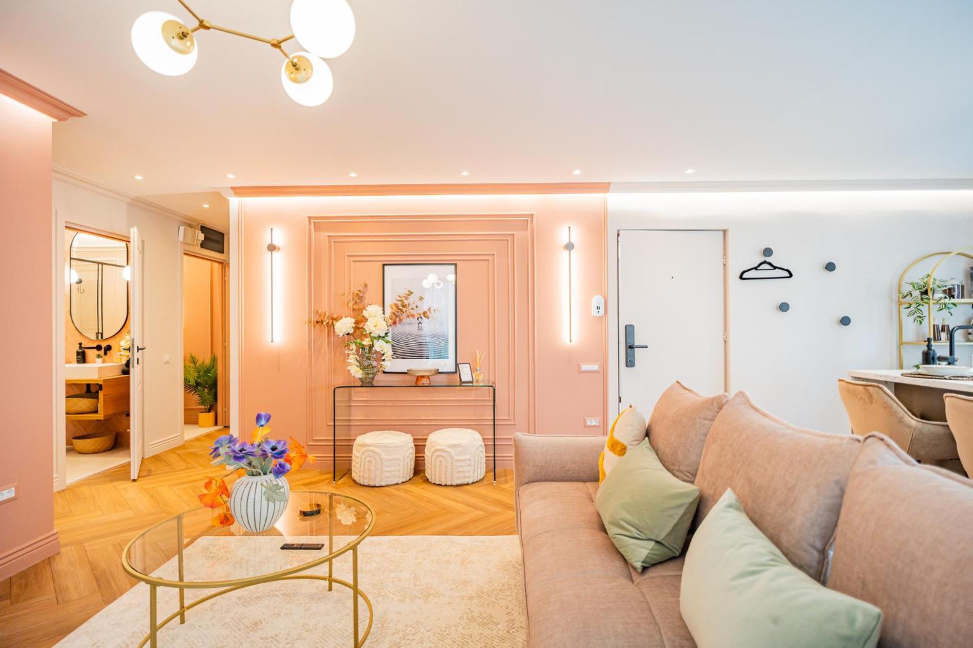 Victoriei Emerald & Pink Gems - Designer Apartamento