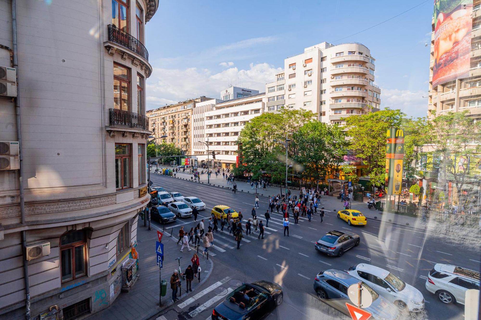 Cozy Near Calea Victoriei Apartamento