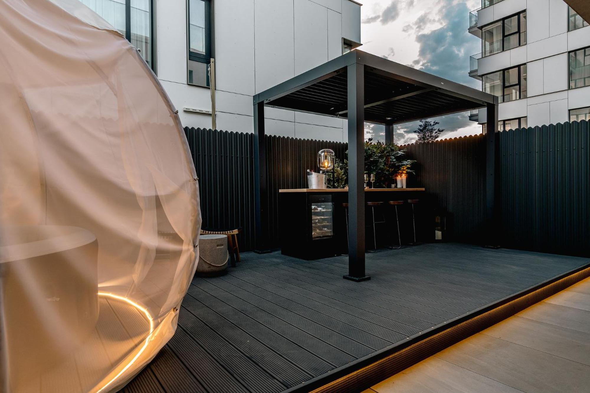 Downtown Scandinavian Igloo With Jacuzzi&garden * Bucharest