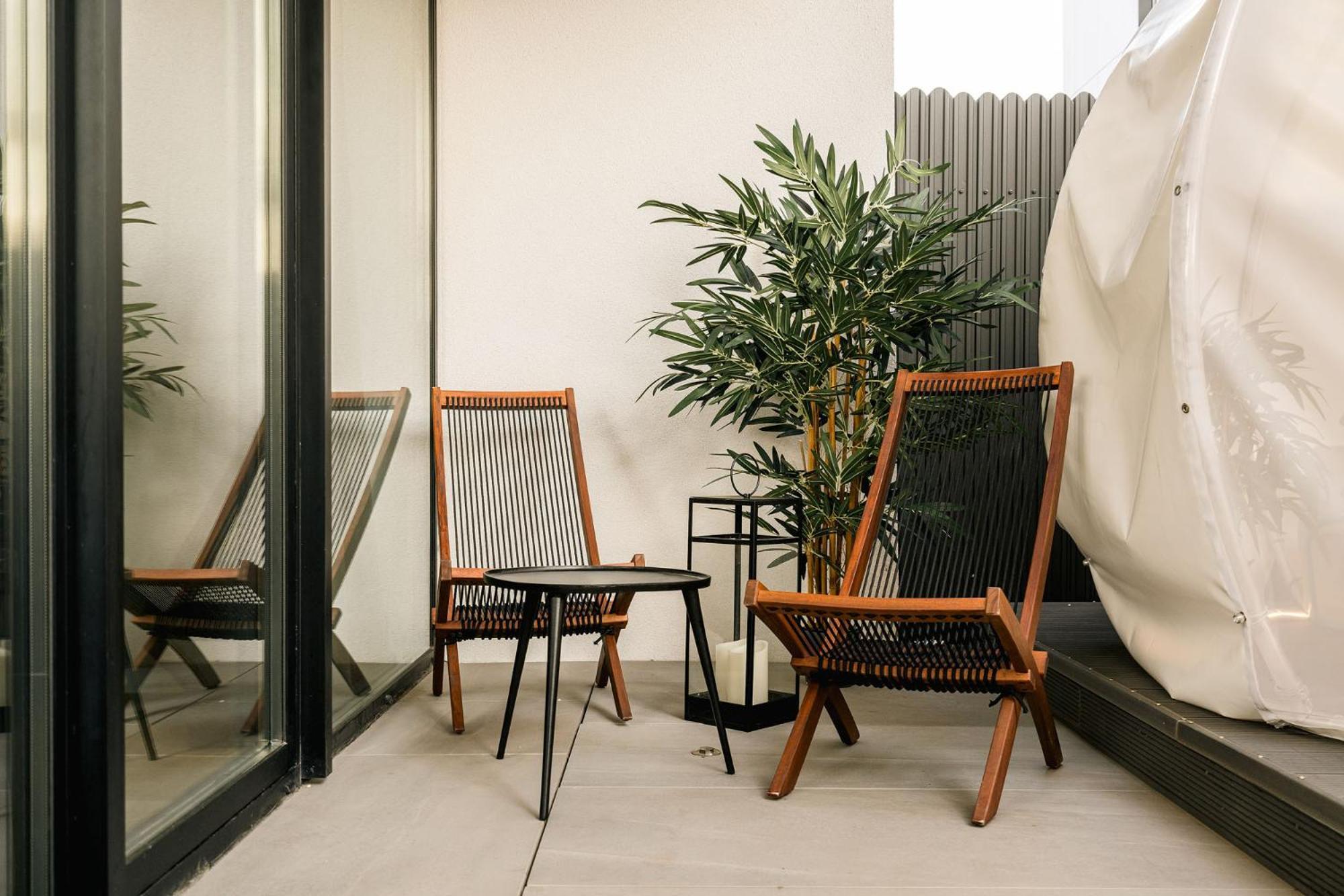 Apartment Downtown Scandinavian Igloo With Jacuzzi&garden
