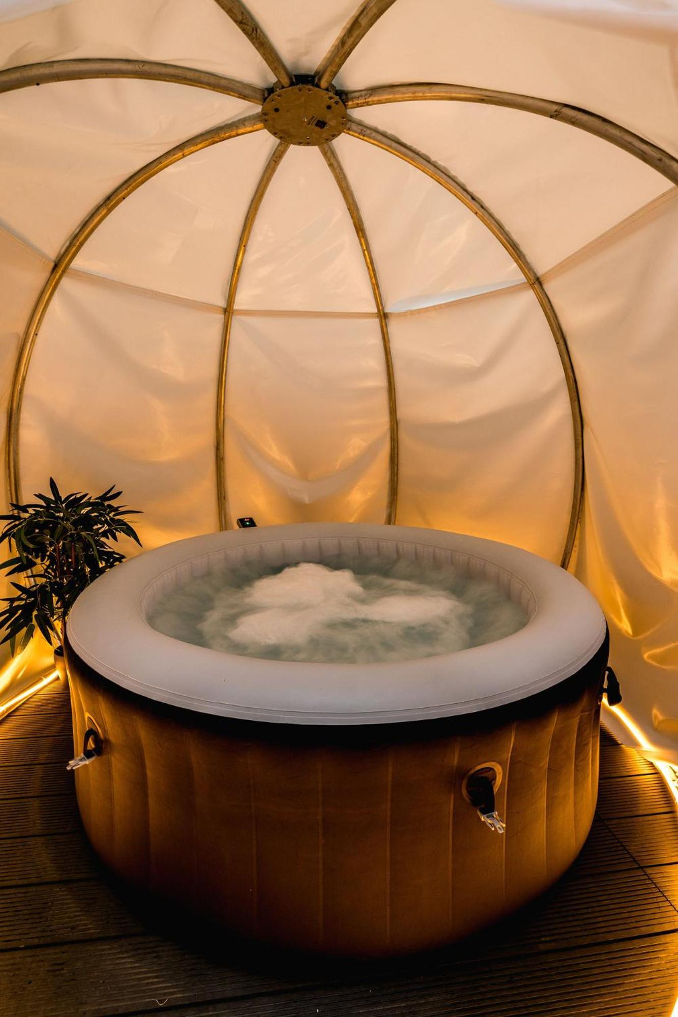 Downtown Scandinavian Igloo With Jacuzzi&garden *
