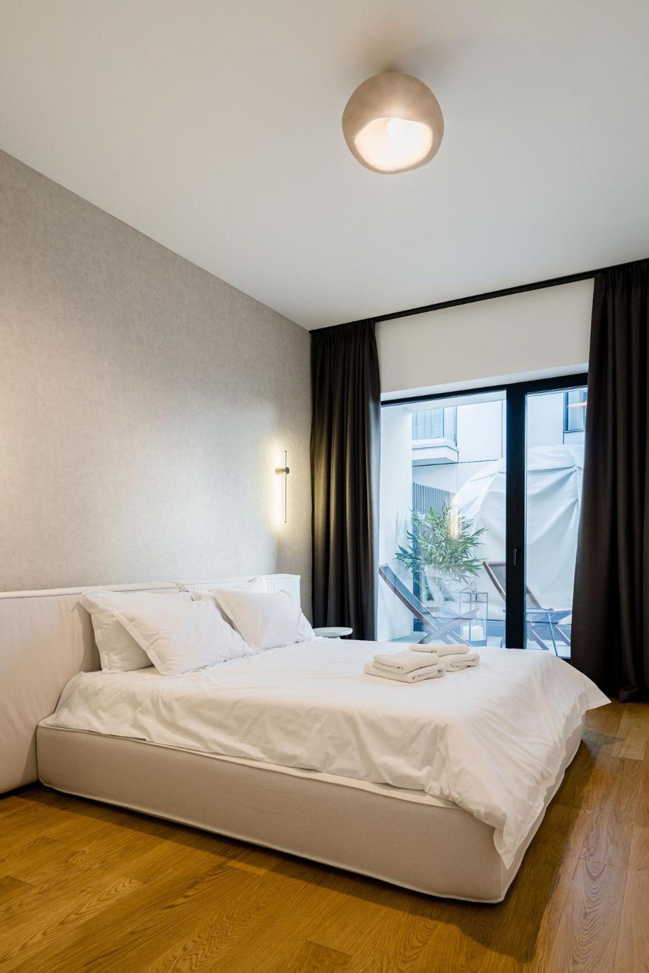 Apartment Downtown Scandinavian Igloo With Jacuzzi&garden