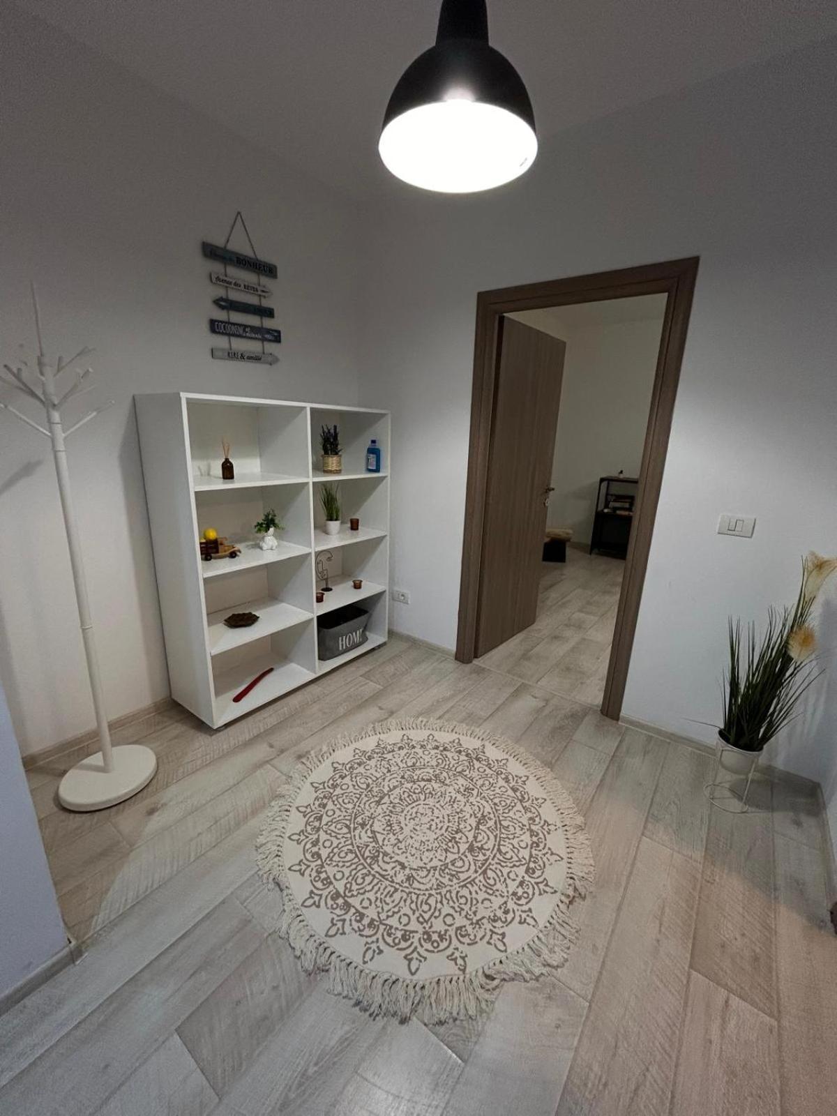 Cozy 130e By Plaza Apartment