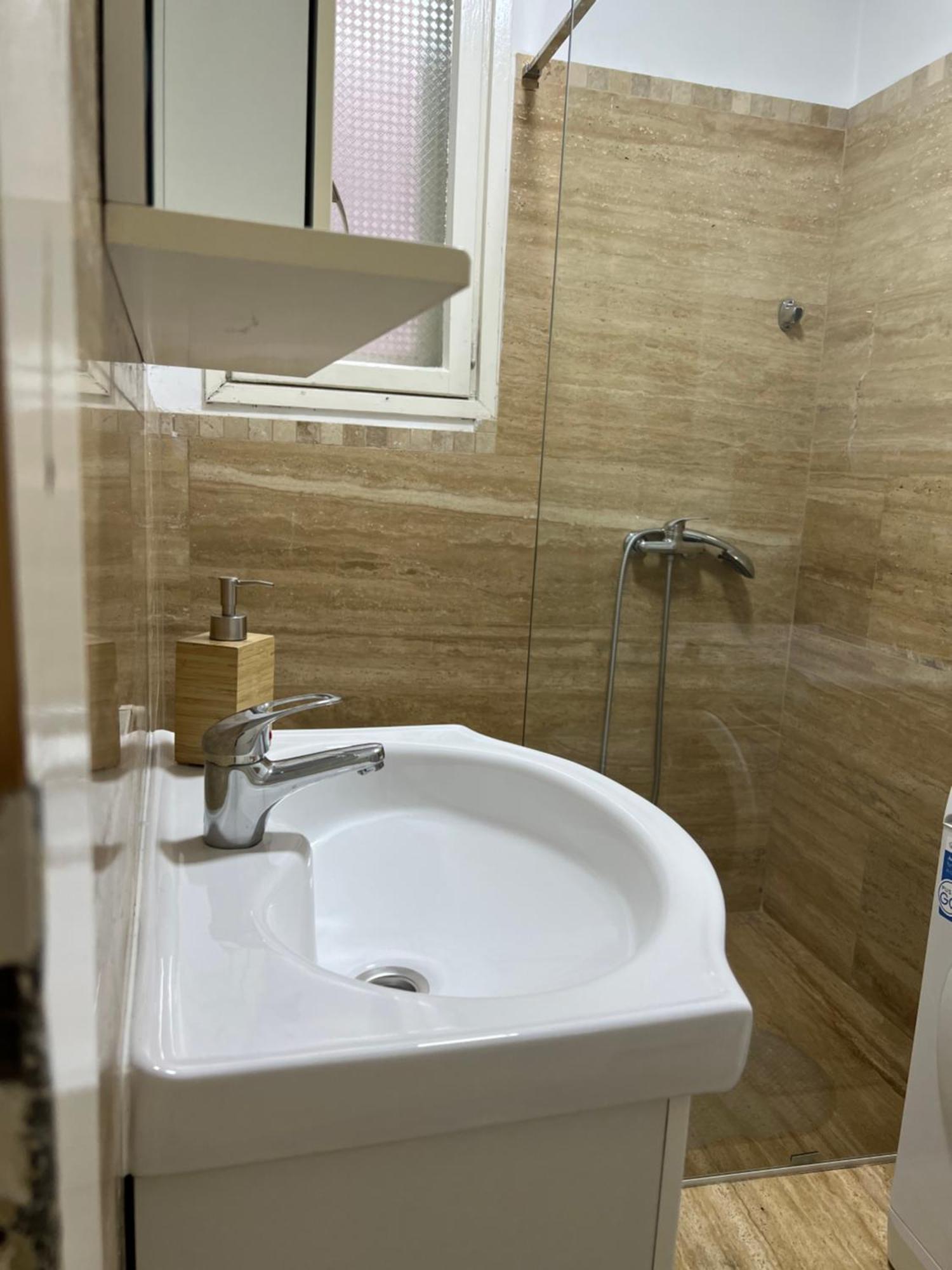 Ultra-central Spacious Near Old Town Apartament Bucureşti