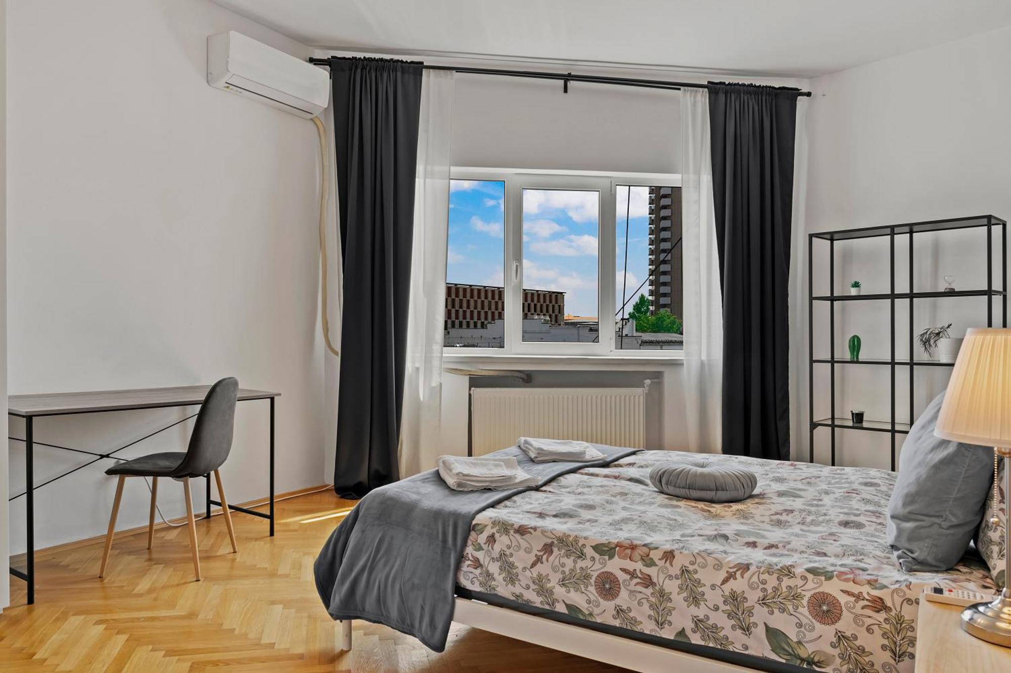 Apartment Ultracentral Dreamland 3 Bdrm Bucharest