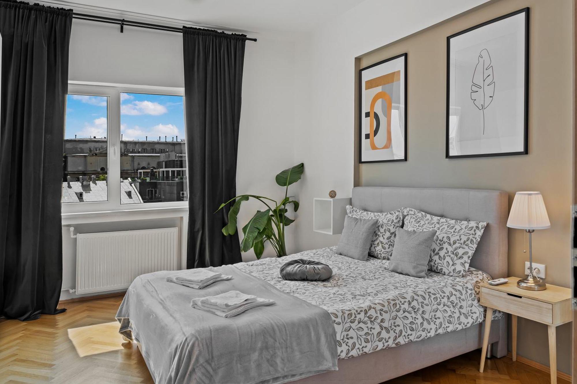 Ultracentral Dreamland 3 Bdrm * Bucharest