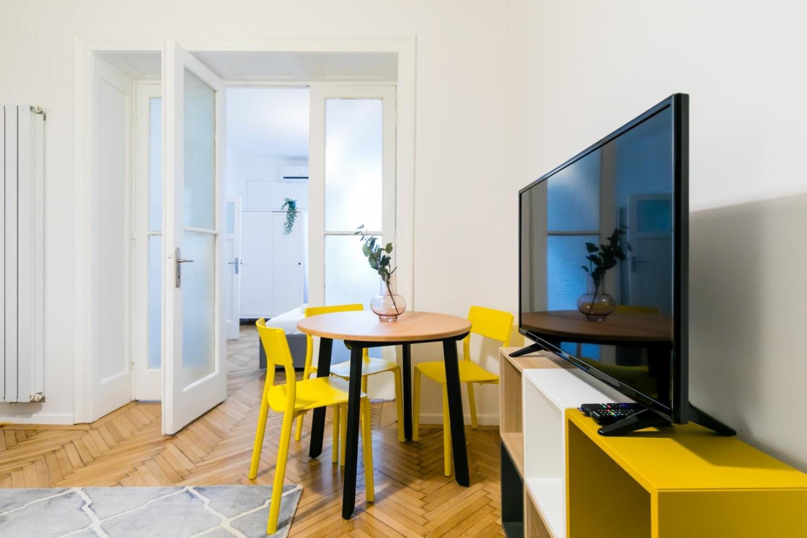 Heart Of The City - Cozy In Prime Location Apartamento Bucareste