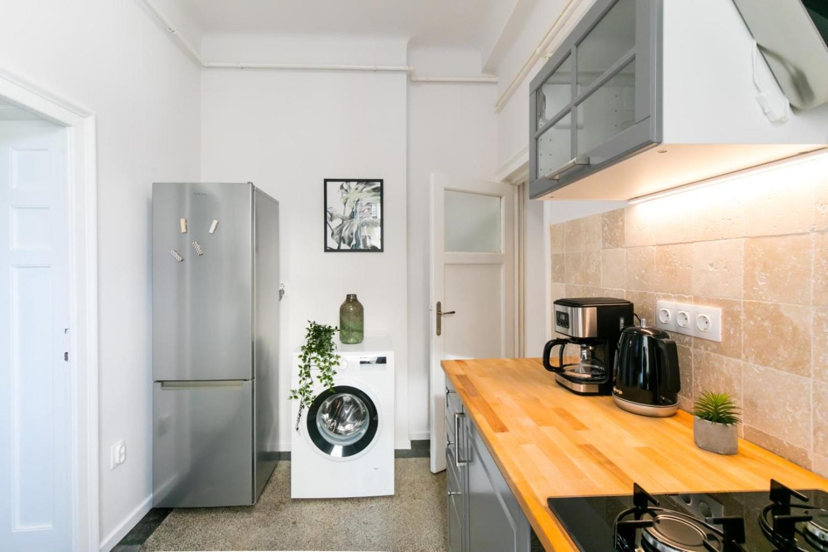 Apartamento Heart Of The City - Cozy In Prime Location Bucareste