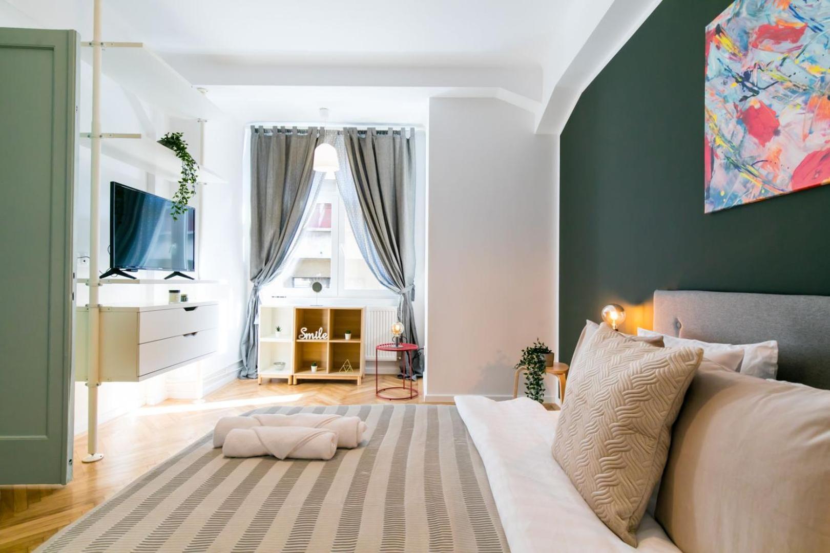 Heart Of The City - Cozy In Prime Location Apartamento