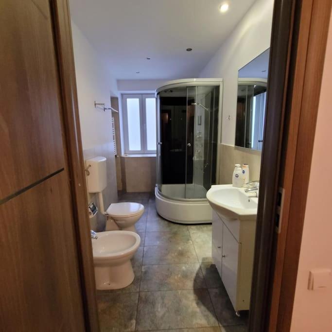 Apartament Anastasia Balcescu 2 Self Check Code In From 2pm Only Microwave Bucureşti