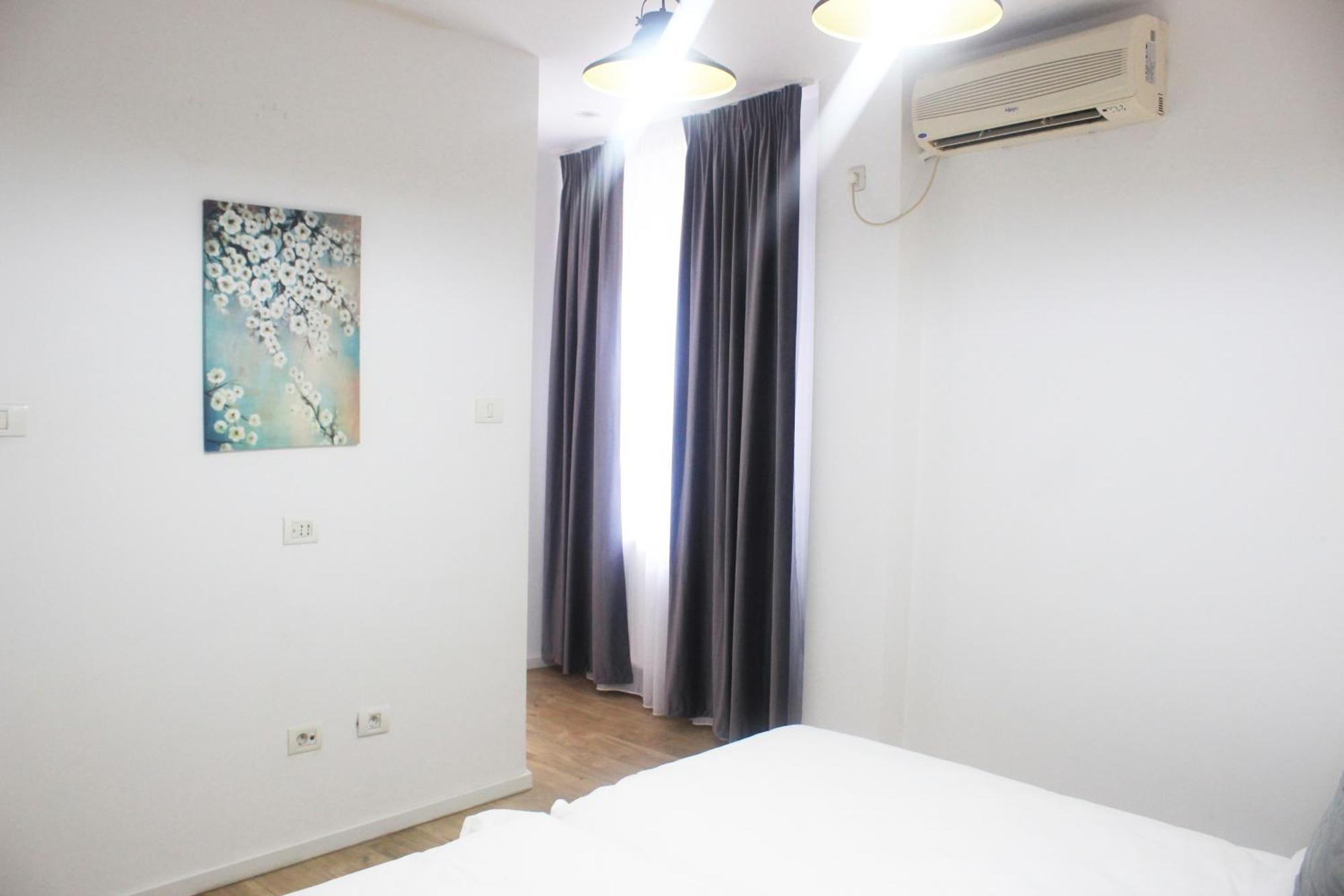 Moise House - Kosher Bucureşti