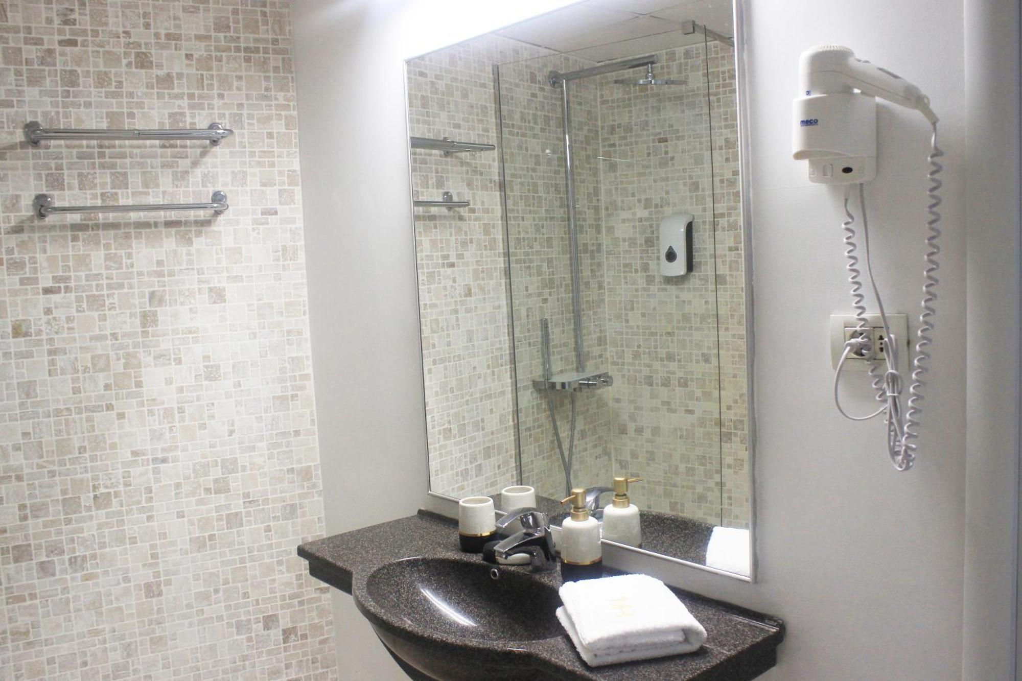 Moise House - Kosher Apartament Bucureşti