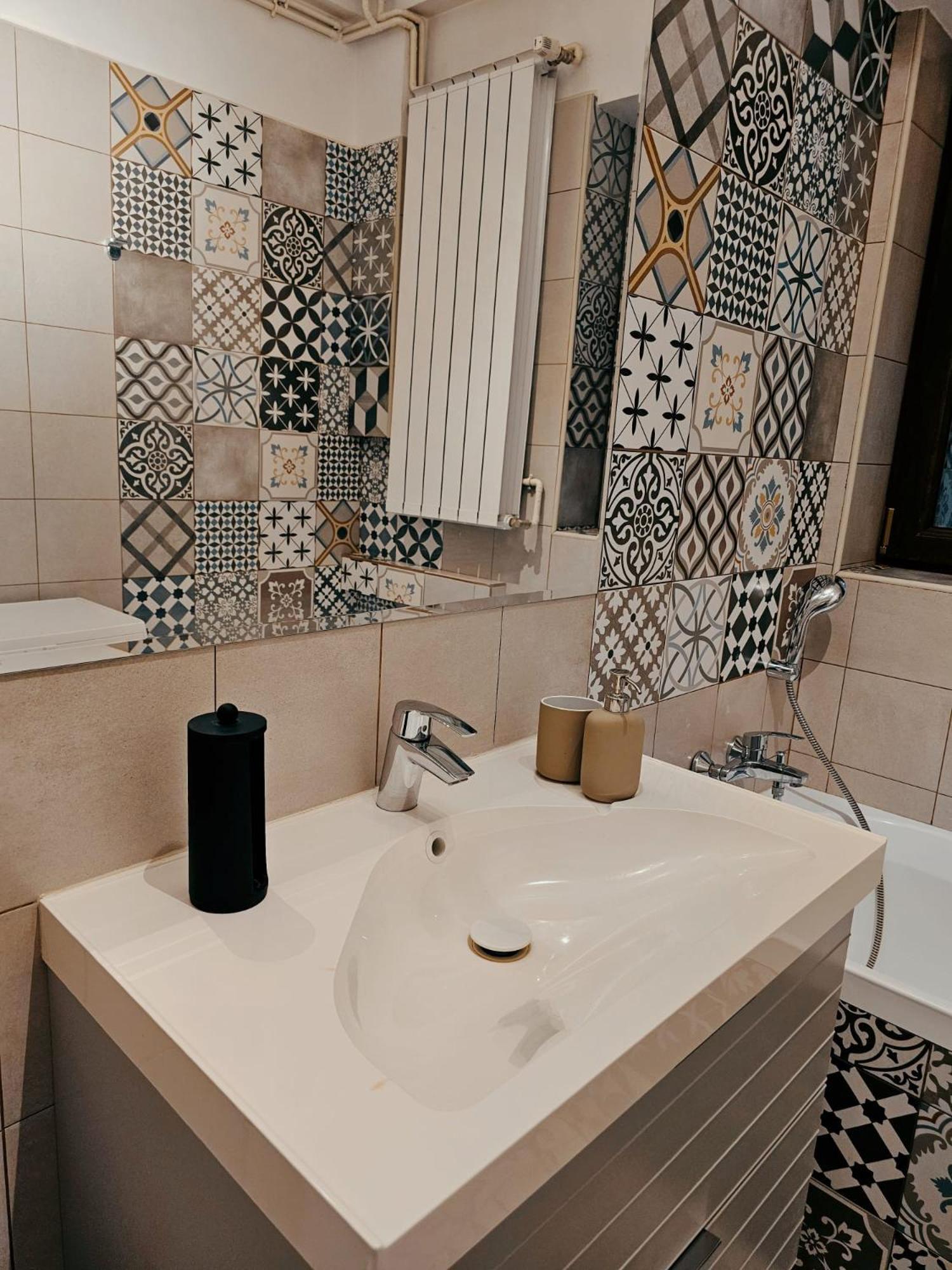 Abbey Romana Apartment Bucharest